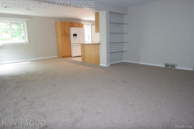 2930 N Connecticut Avenue, Royal Oak, MI 48073