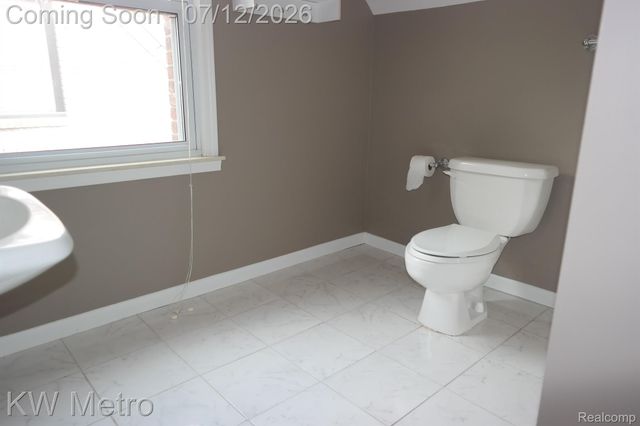 2930 N Connecticut Avenue, Royal Oak, MI 48073