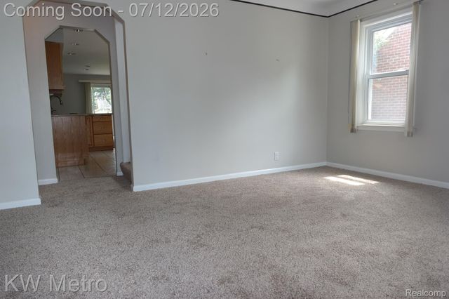 2930 N Connecticut Avenue, Royal Oak, MI 48073