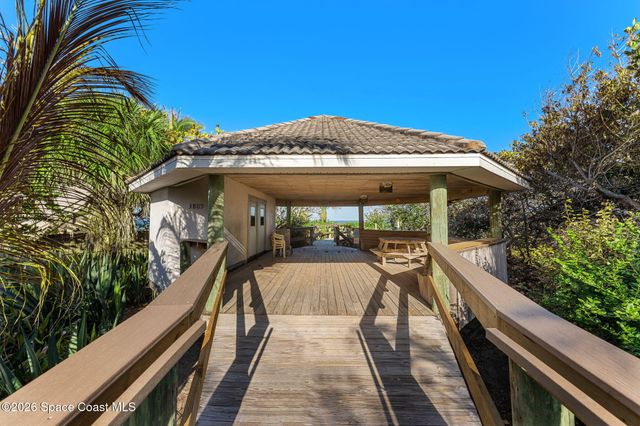 216 Glengarry Avenue, Melbourne Beach, FL 32951