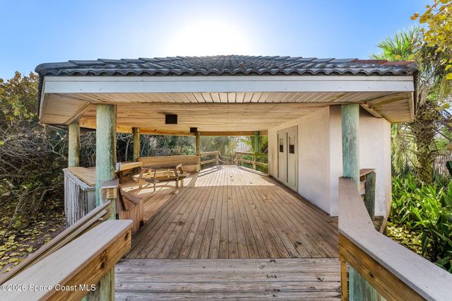 216 Glengarry Avenue, Melbourne Beach, FL 32951