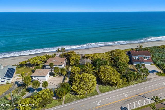 216 Glengarry Avenue, Melbourne Beach, FL 32951