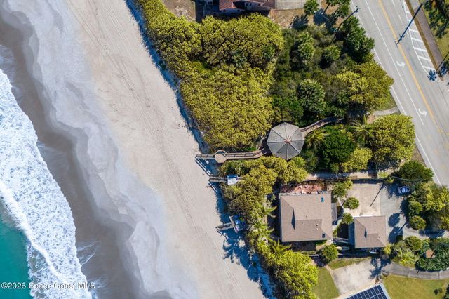 216 Glengarry Avenue, Melbourne Beach, FL 32951