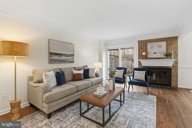 1009 N VAN DORN ST N, Alexandria, VA 22304