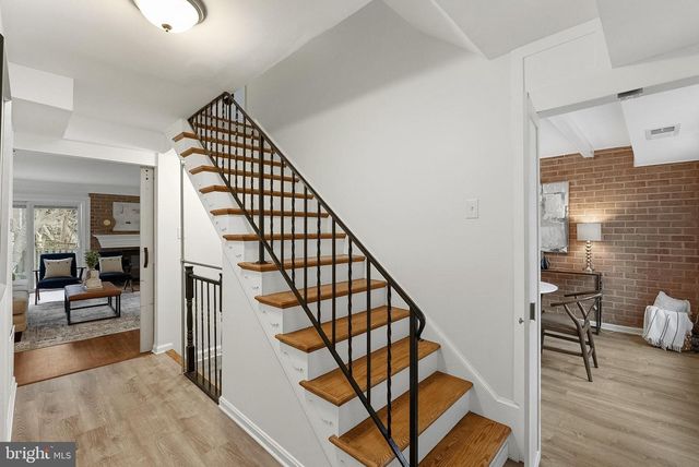 1009 N VAN DORN ST N, Alexandria, VA 22304