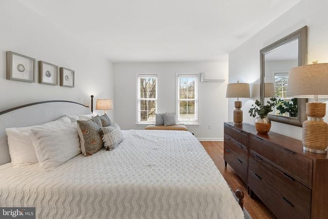 1009 N VAN DORN ST N, Alexandria, VA 22304