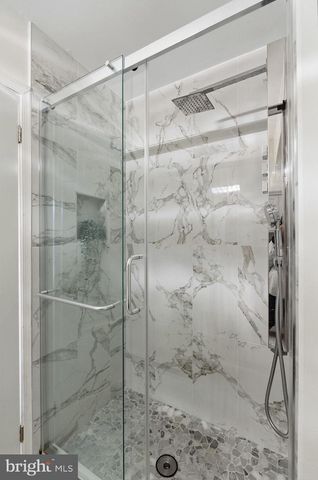 1009 N VAN DORN ST N, Alexandria, VA 22304