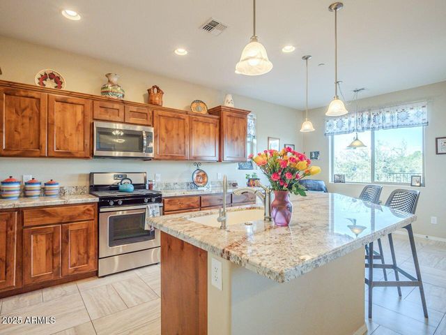 1975 GOLDDUST Circle, Cottonwood, AZ 86326