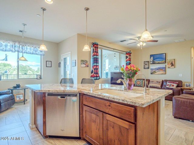 1975 GOLDDUST Circle, Cottonwood, AZ 86326