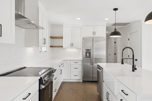 103 Peninsula Park Dr, Hendersonville, TN 37075