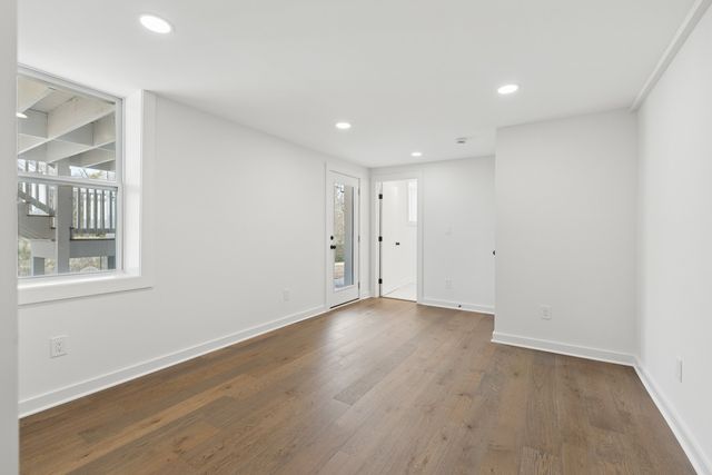 103 Peninsula Park Dr, Hendersonville, TN 37075