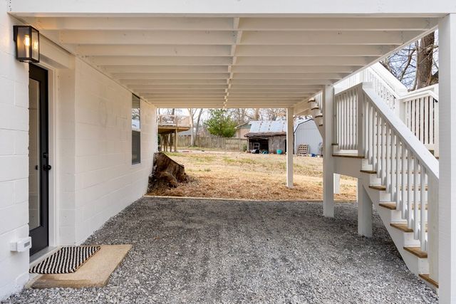 103 Peninsula Park Dr, Hendersonville, TN 37075