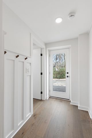 103 Peninsula Park Dr, Hendersonville, TN 37075