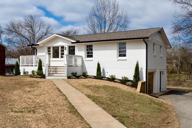 103 Peninsula Park Dr, Hendersonville, TN 37075