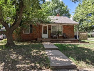 1701 S Erie St, Wichita, KS 67211