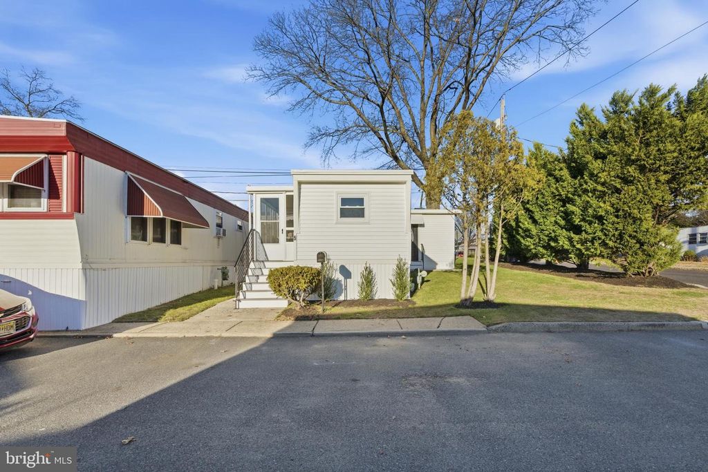 Image 1 of property listing at 1205 FARRELL AVE #5, Cherry Hill, NJ 08002