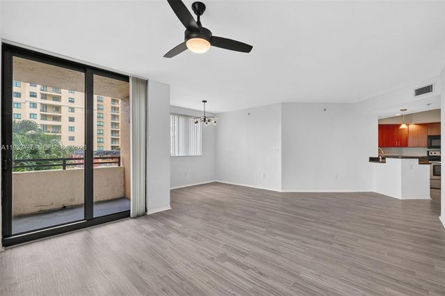 100 N Federal Hwy 643, Fort Lauderdale, FL 33301