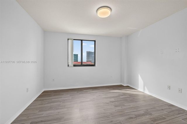 100 N Federal Hwy 643, Fort Lauderdale, FL 33301