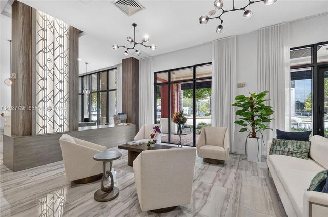 100 N Federal Hwy 643, Fort Lauderdale, FL 33301