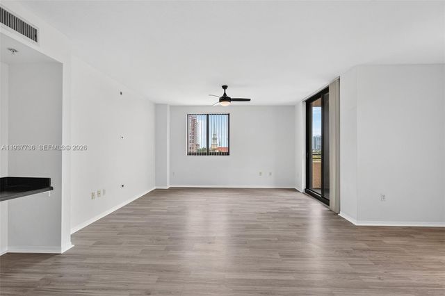 100 N Federal Hwy 643, Fort Lauderdale, FL 33301