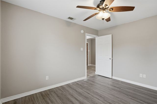 339 Outboard Drive, Gun Barrel City, TX 75156
