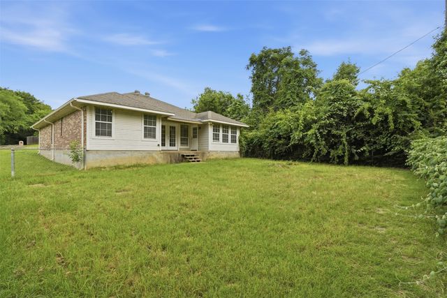 339 Outboard Drive, Gun Barrel City, TX 75156
