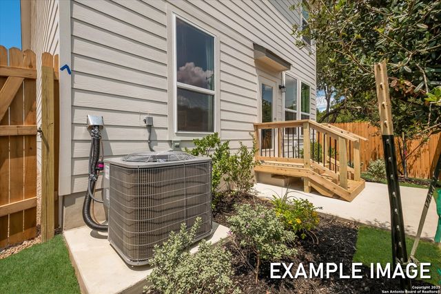 1018 West 1604 North Unit 205, San Antonio, TX 78251