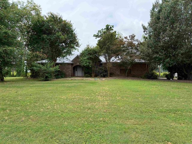24 Mountain Air Dr, Conway, AR 72032