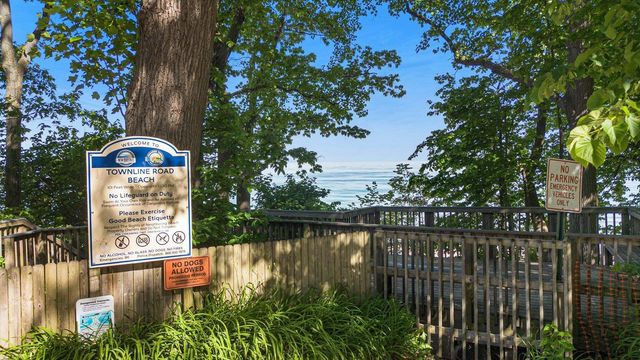 9737 Union Pier Road, Chikaming Twp, MI 49129