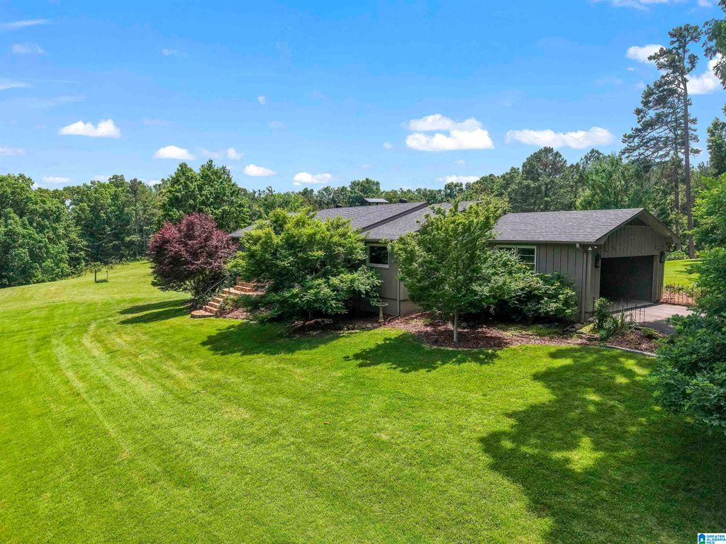 102 KATIE LANE, Springville, AL 35173