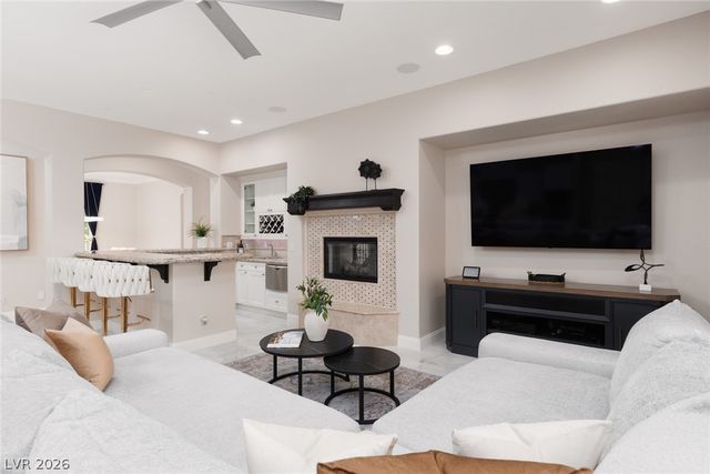 9795 Amador Ranch Avenue, Las Vegas, NV 89149