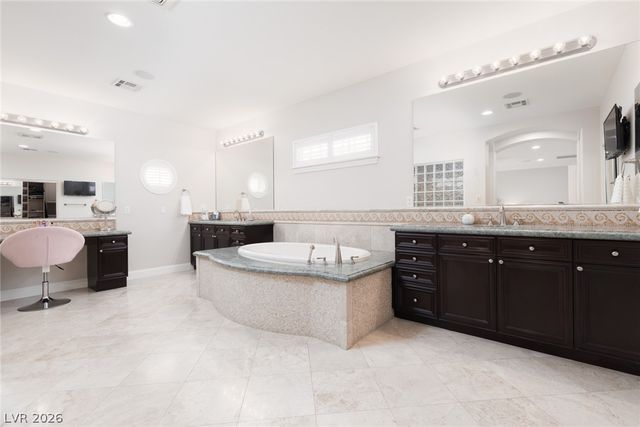 9795 Amador Ranch Avenue, Las Vegas, NV 89149