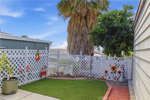3850 ATLANTIC 165, Highland, CA 92346