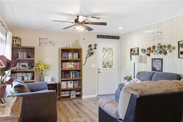3850 ATLANTIC 165, Highland, CA 92346
