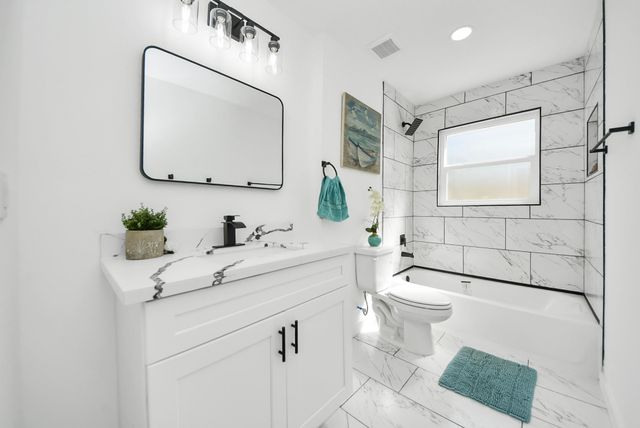 2701 Mustang Road, Alvin, TX 77511