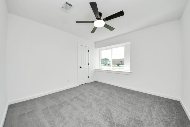 2701 Mustang Road, Alvin, TX 77511