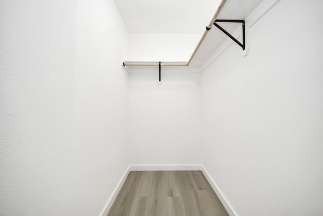 2701 Mustang Road, Alvin, TX 77511