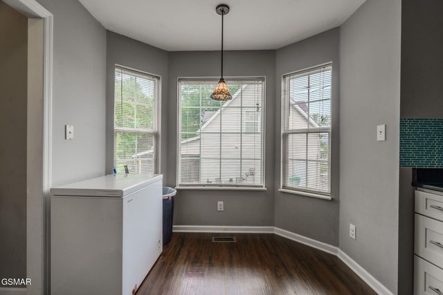 7213 Emerald Heath Road, Powell, TN 37849
