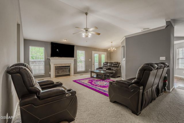 7213 Emerald Heath Road, Powell, TN 37849