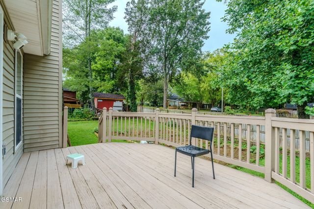 7213 Emerald Heath Road, Powell, TN 37849