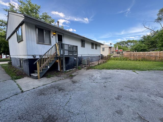 502 E Rose Court, Glenwood, IL 60425