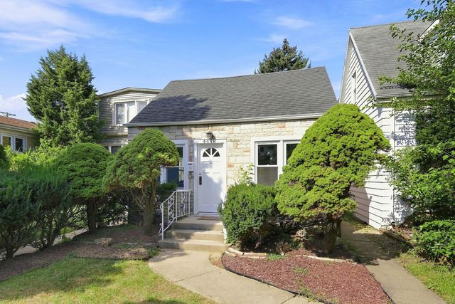 4438 N Narragansett Avenue, Harwood Heights, IL 60706