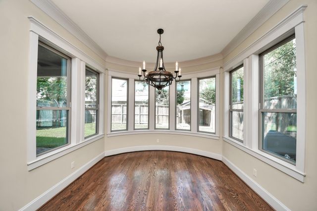 9614 Chatfield Street, Houston, TX 77025