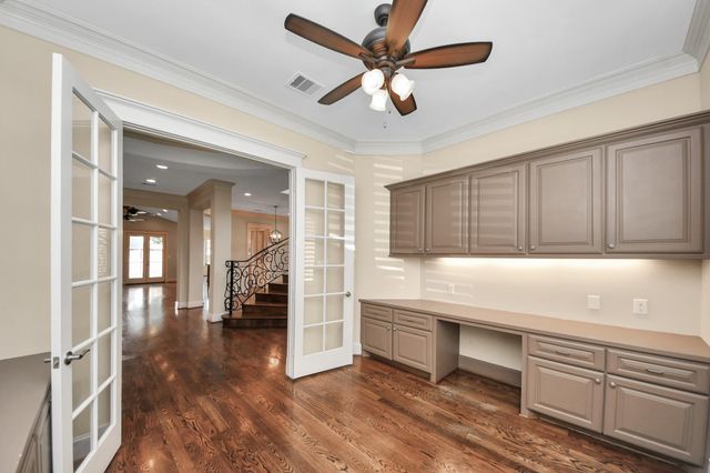 9614 Chatfield Street, Houston, TX 77025
