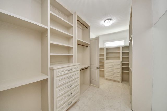 9614 Chatfield Street, Houston, TX 77025