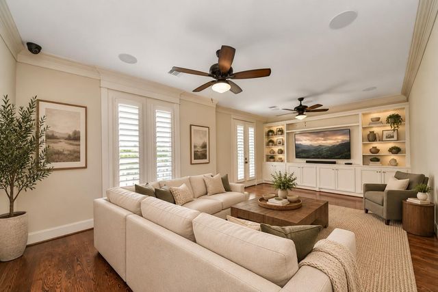 9614 Chatfield Street, Houston, TX 77025