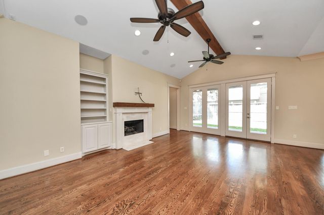 9614 Chatfield Street, Houston, TX 77025