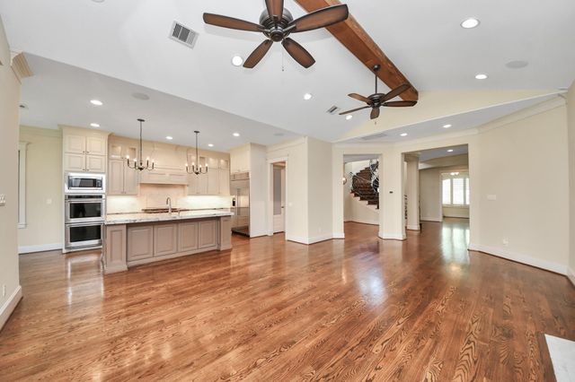 9614 Chatfield Street, Houston, TX 77025