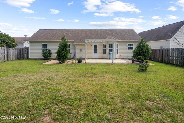 205 Belvedere Drive, Holly Ridge, NC 28445