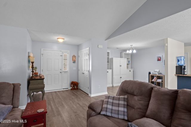 205 Belvedere Drive, Holly Ridge, NC 28445
